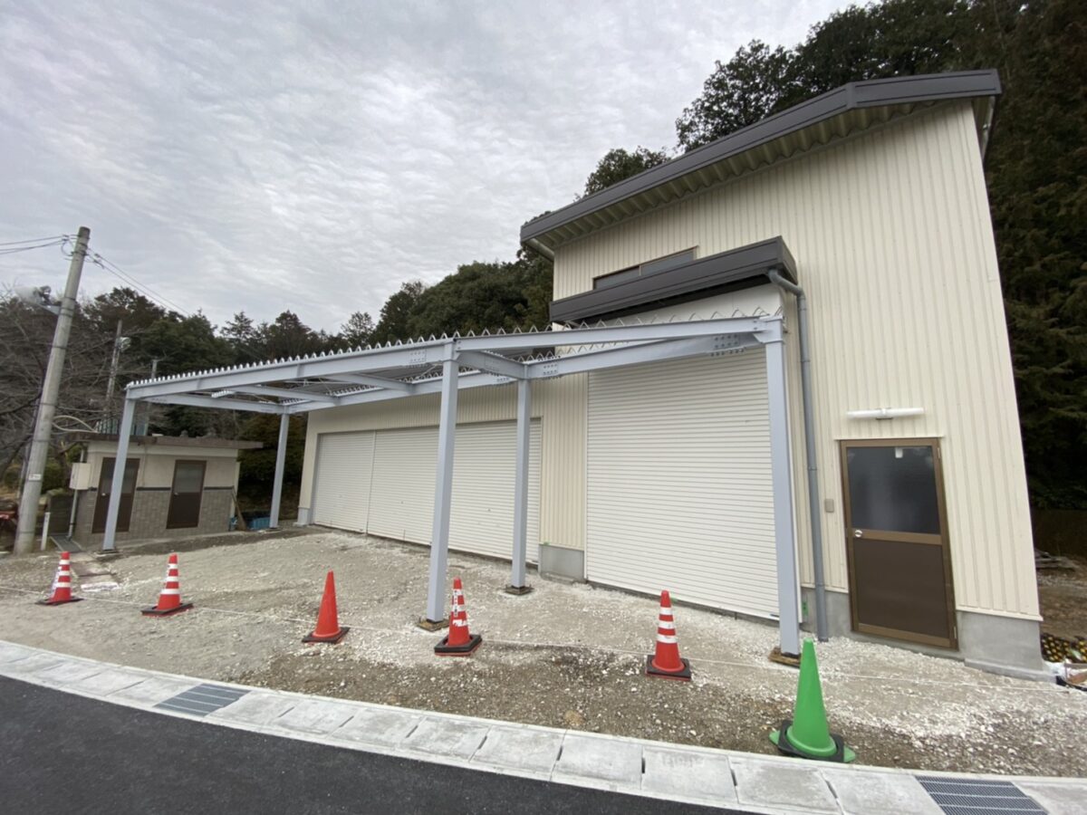 倉庫庇増築工事