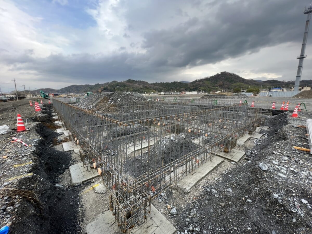 金亀公園陸上競技場管理棟新築工事　着工