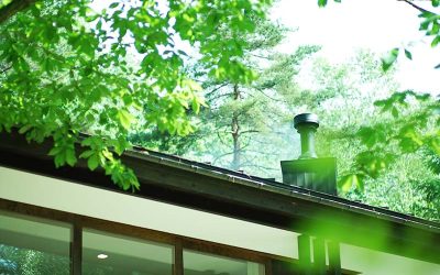 夏の住宅の外観の写真