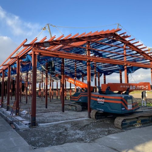 樋廻牧場棟上げ②-1024x768